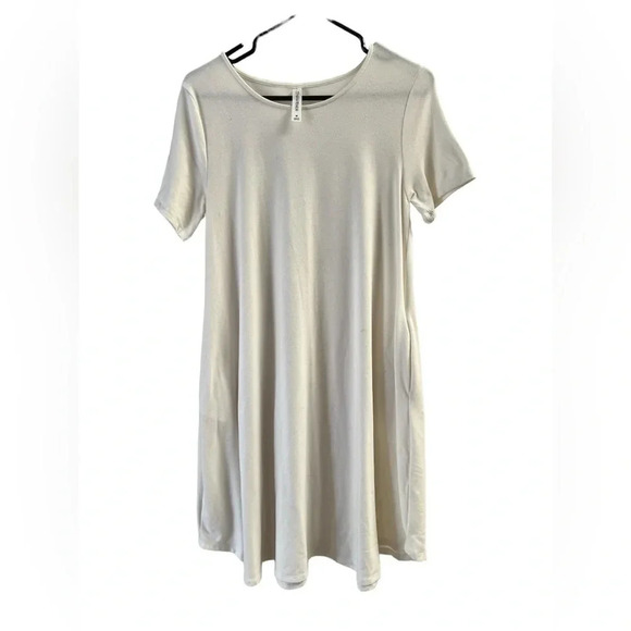 Women’s t-shirt dress with pockets - Picture 1 of 3